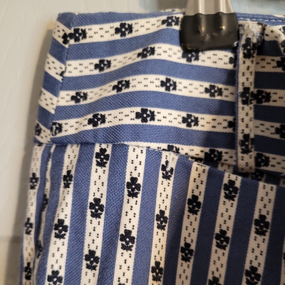 Ann Taylor LOFT Capri striped blue & white pants with splits at ankles Sz 14 - Picture 4 of 9